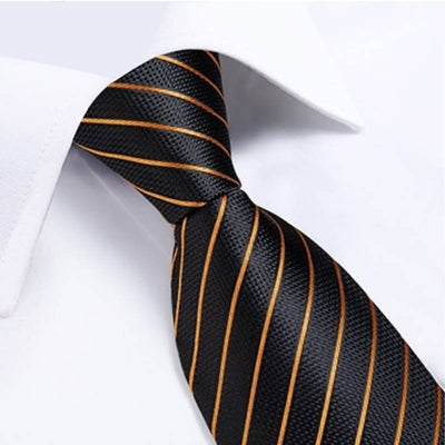 Goud en avondkleding