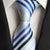 Witte stropdas met blauwe en zilveren strepen