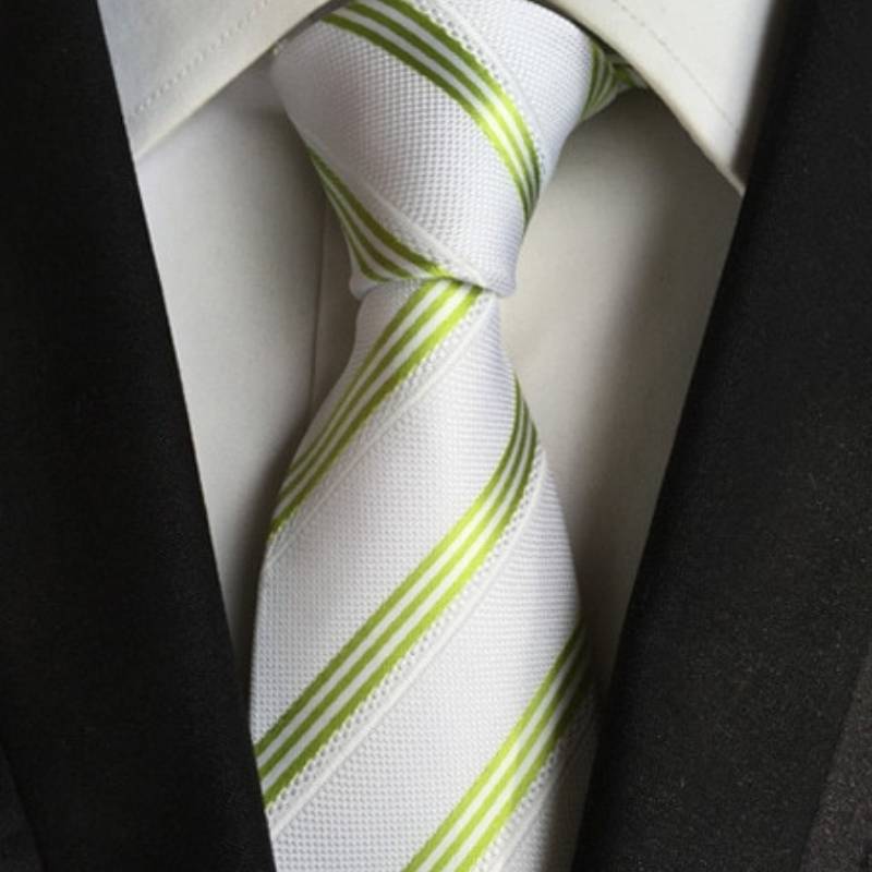 Witte stropdas met lichtgroene strepen