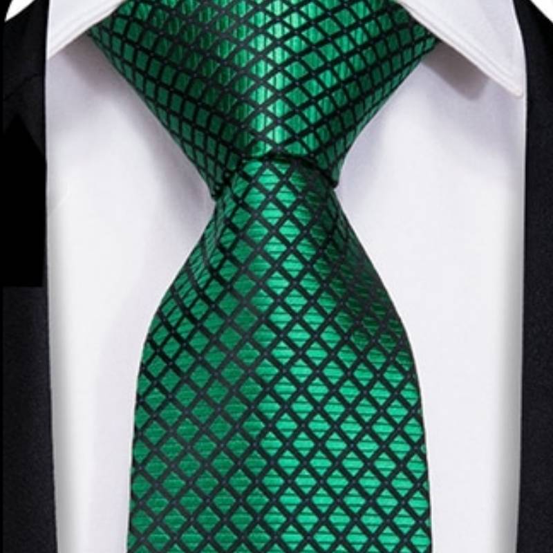 Zwarte en groene stropdas